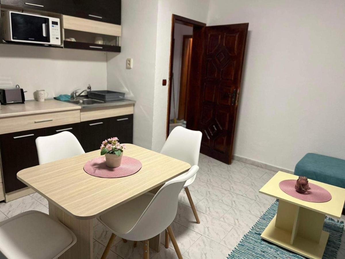 Hotel Вила Николета Sveti Vlas Esterno foto